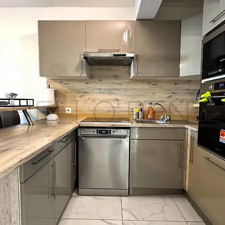 Superbe 3 Pieces 100m De La *