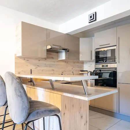 Superbe 3 Pieces 100m De La Νίκαια