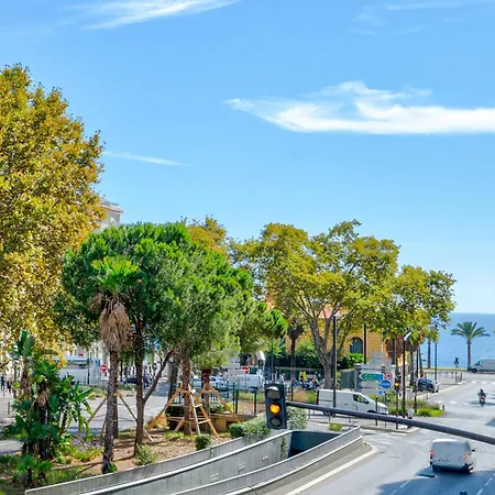 Appartement Superbe 3 Pieces 100m De La *