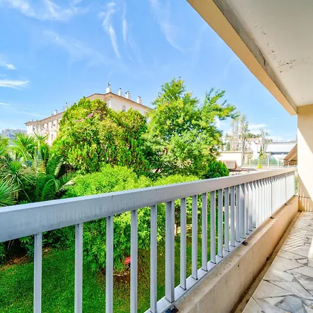 Superbe 3 Pieces 100m De La Nice